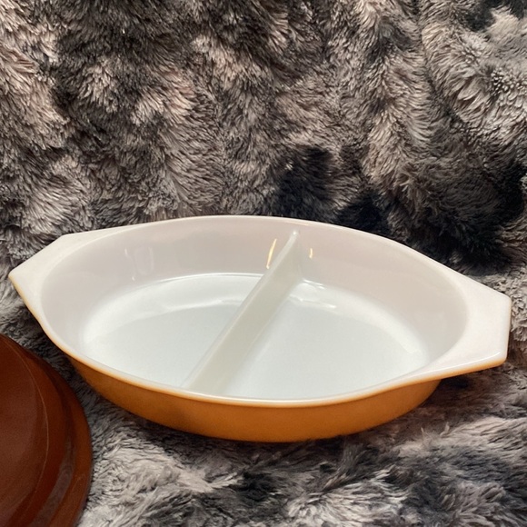 Vintage Old Orchard Pyrex divided casserole with lid 1 quart two tone brown - Picture 11 of 16